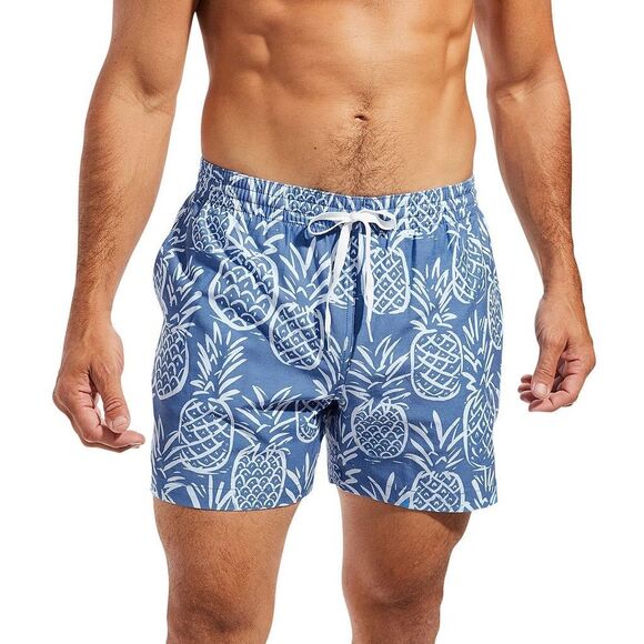 CHUBBIES Men’s Blue and White Pineapple Print “The Thigh-Napples” 5.5” Swim Trun